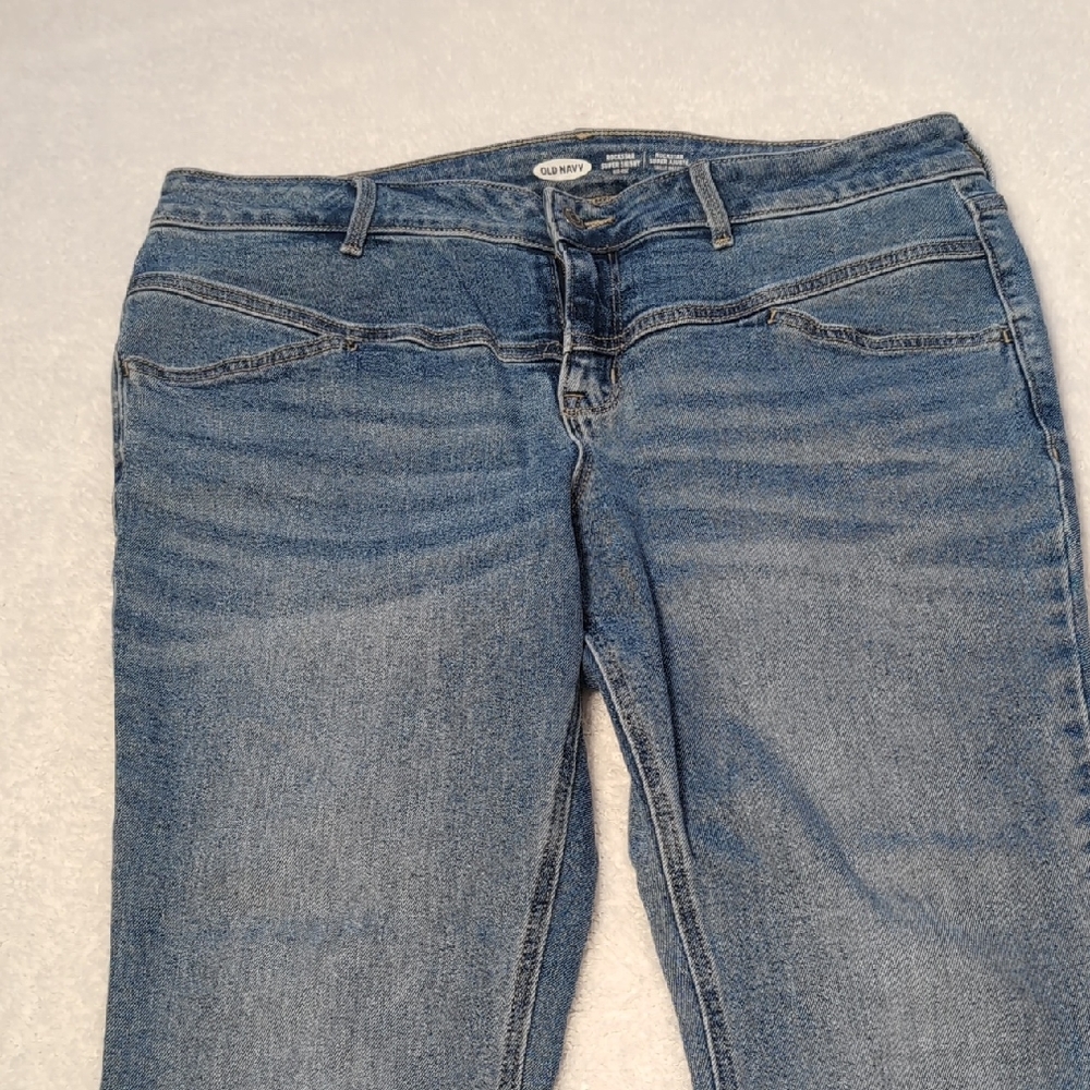Old Navy Rockstar Super-Skinny Seamed-Yoke Blue Jeans